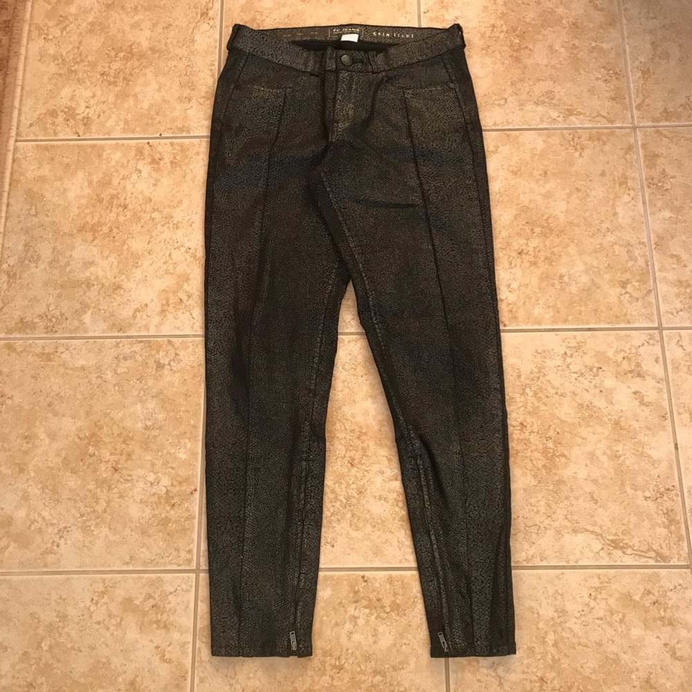 Black pants Size 6